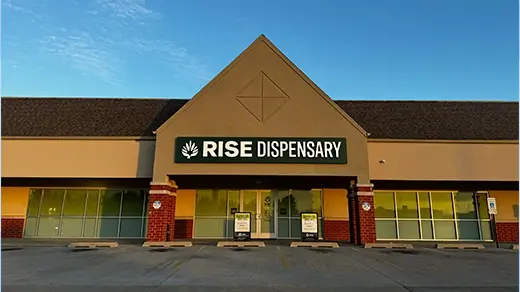 RISE Dispensaries Effingham storefront-D